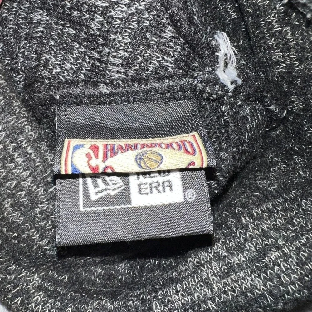 New Era x Hardwood Classics Los Angeles‎ Lakers Beanie Hat Knit Cuffed Pom OSFM